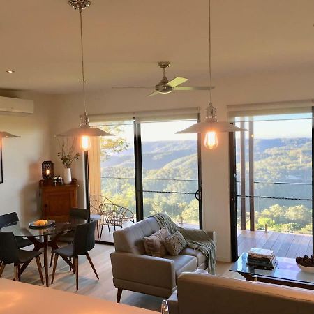 Scandinavian Cabin - Maleny - One Bedroom Экстерьер фото