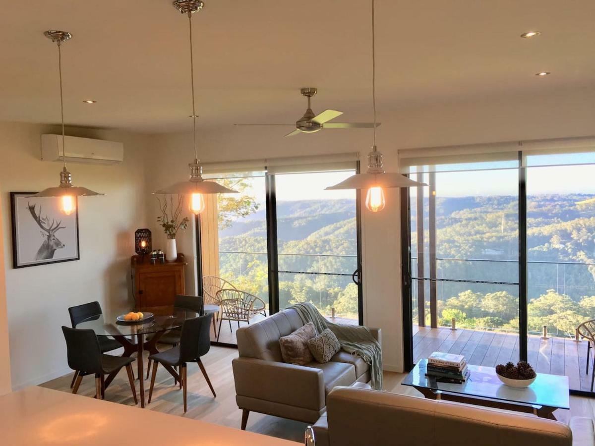Scandinavian Cabin - Maleny - One Bedroom Экстерьер фото