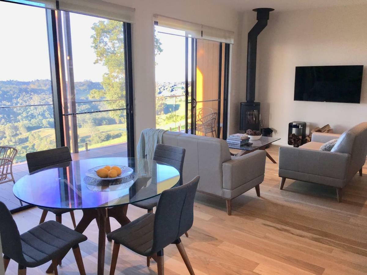 Scandinavian Cabin - Maleny - One Bedroom Экстерьер фото